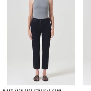 Beautiful Agolde Riley Jean - High Rise in Faded black. Great used condition!